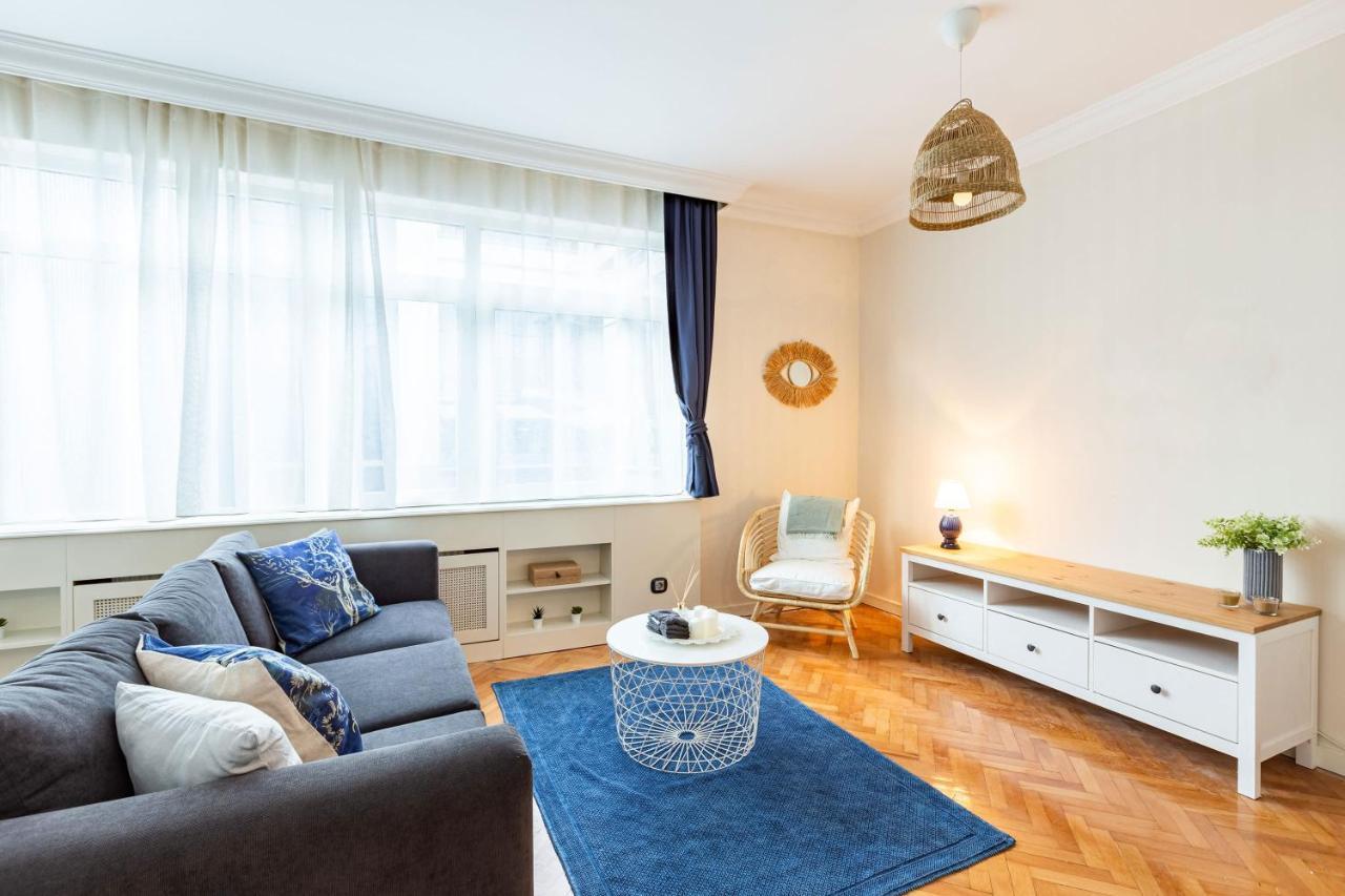 Flat With Excellent Location In Tesvikiye, Sisli Διαμέρισμα Κωνσταντινούπολη Εξωτερικό φωτογραφία
